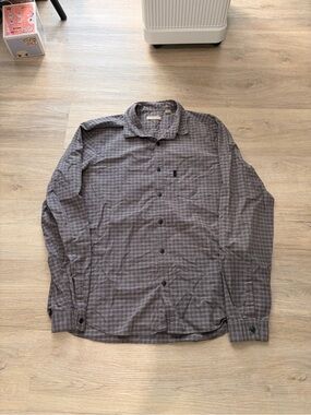 Burberry Plaid Button up